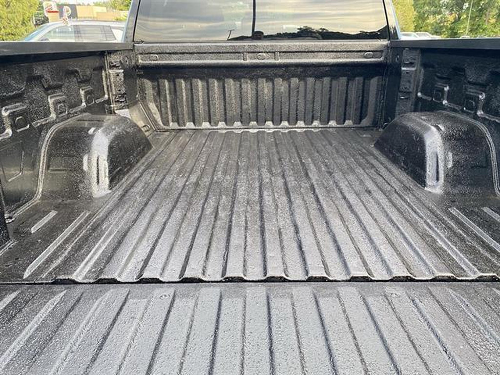 Certified 2023 Chevrolet Silverado 1500 LT AWD/4WD image 28