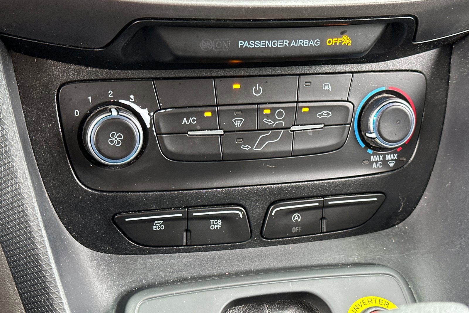 Used 2020 Ford Transit Connect XL image 18