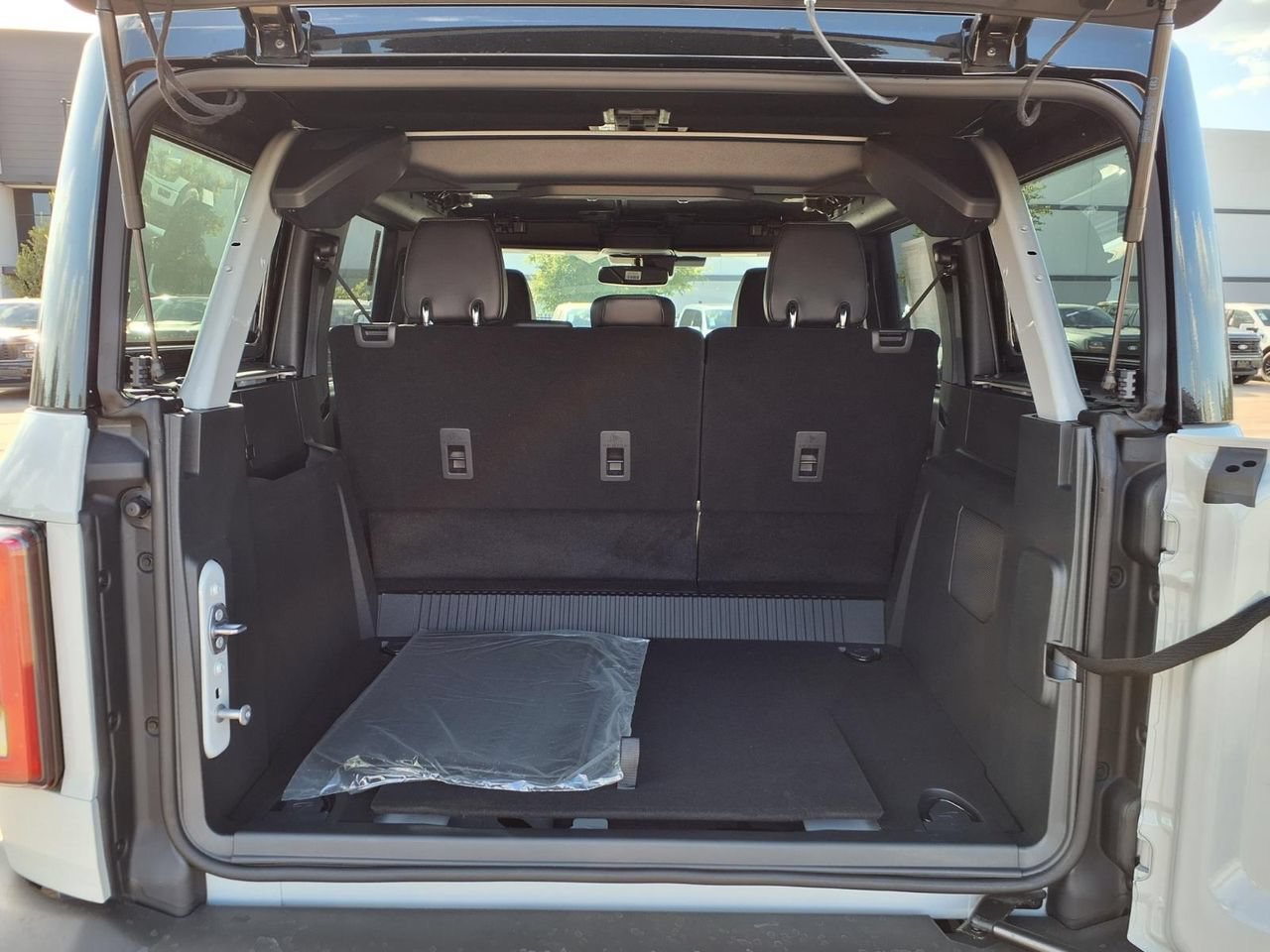 New 2026 Ford Bronco Outer Banks w/ Sasquatch Package AWD/4WD image 21