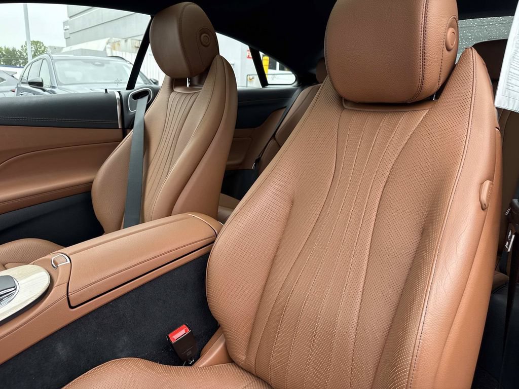 Used 2023 Mercedes-Benz E 450 4MATIC Coupe image 27