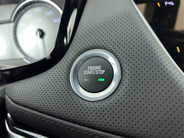 Used 2025 Cadillac XT6 Luxury image 17