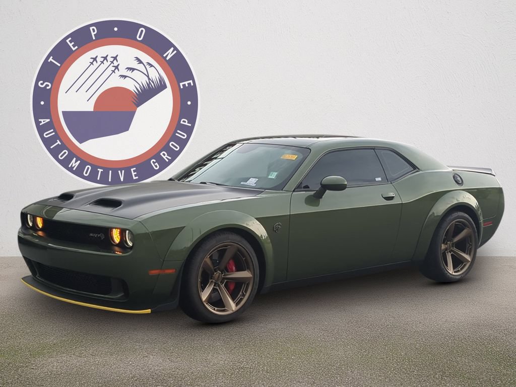 Used 2022 Dodge Challenger SRT Hellcat RWD image 1