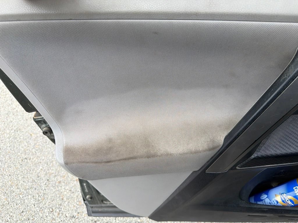 Used 2013 Toyota RAV4 XLE AWD/4WD image 23