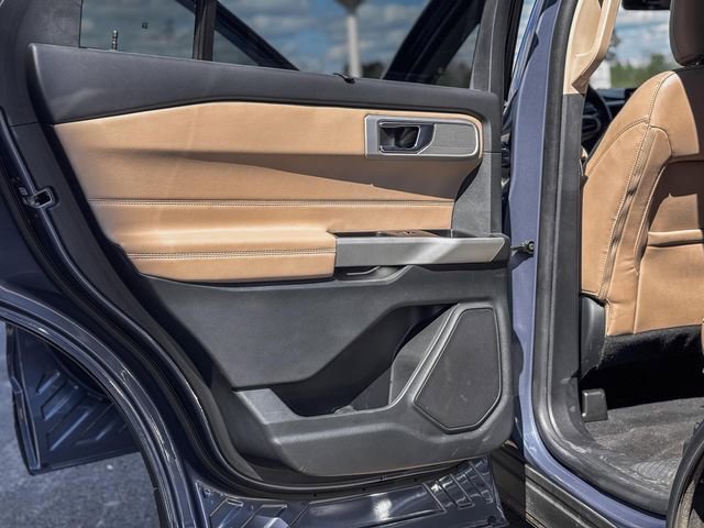 Used 2021 Ford Explorer Limited image 44