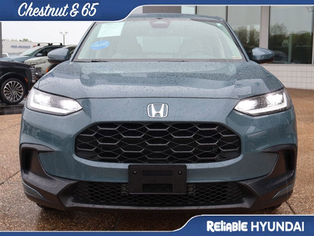 Used 2025 Honda HR-V LX image 8