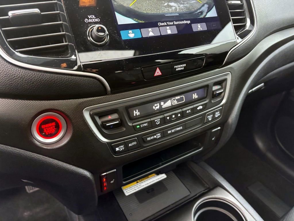 Used 2023 Honda Passport TrailSport image 21
