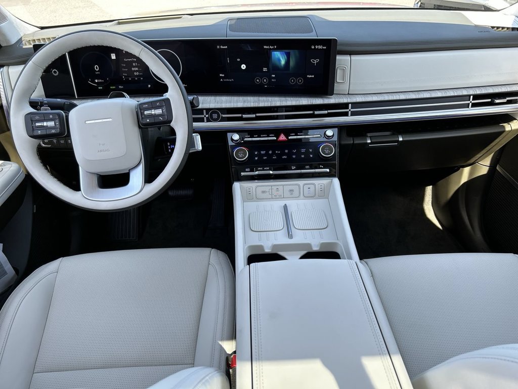 New 2025 Hyundai Santa Fe Calligraphy FWD image 3