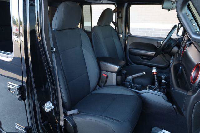 Used 2018 Jeep Wrangler Unlimited Sport S AWD/4WD image 30