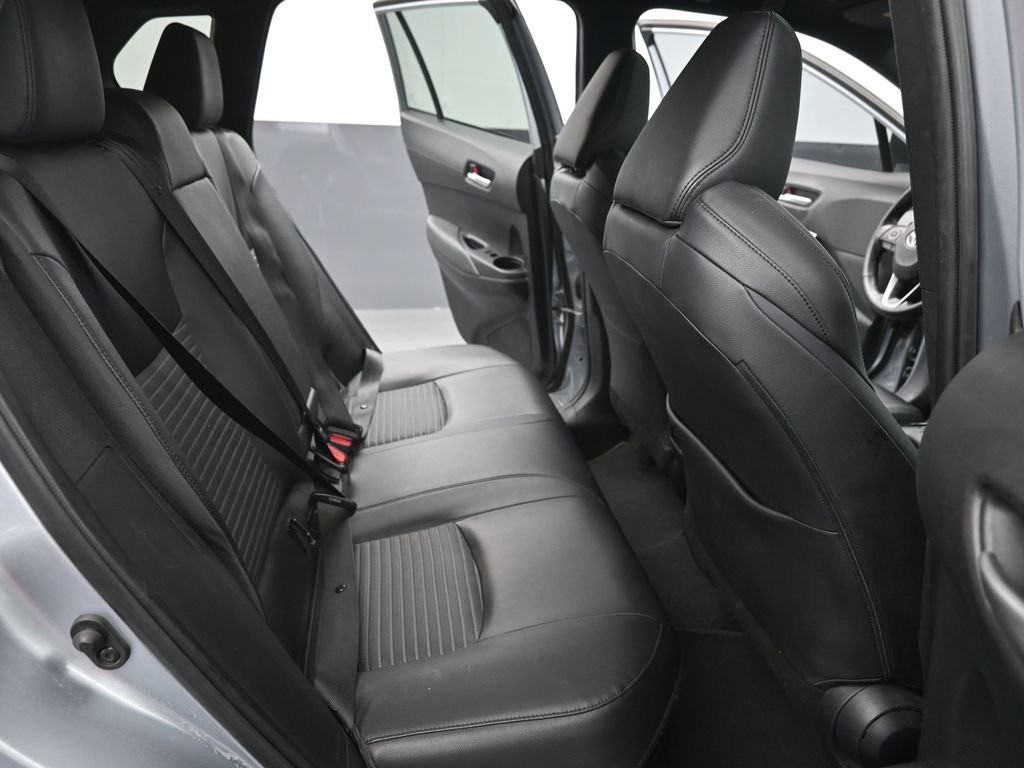 Used 2023 Toyota Corolla Cross XSE w/ Convenience Package image 23