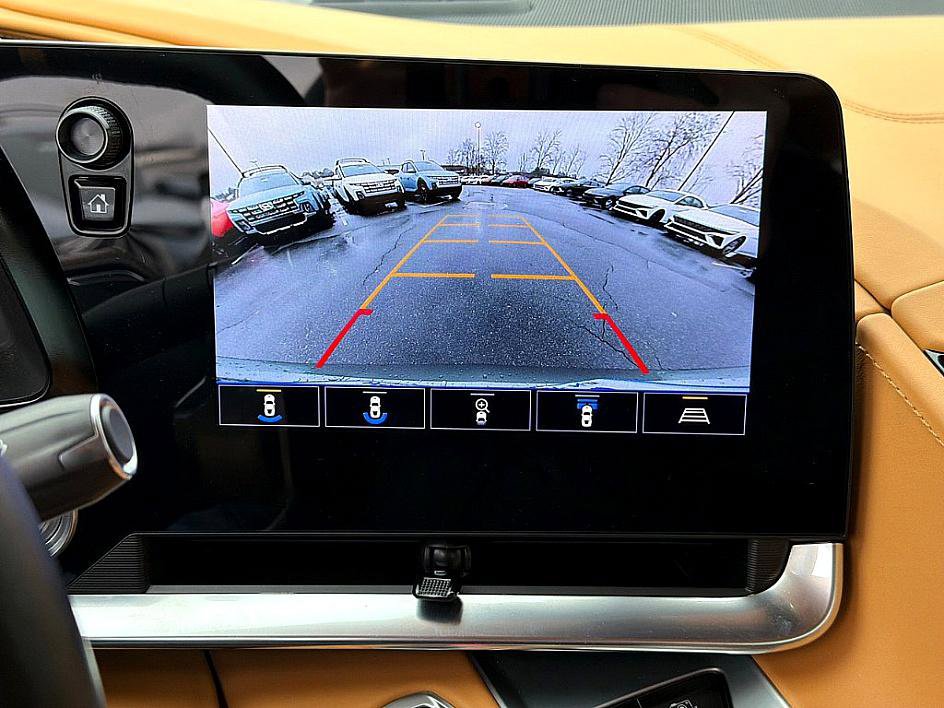 Used 2022 Chevrolet Corvette Stingray Premium Conv w/ Z51 Performance Package image 21