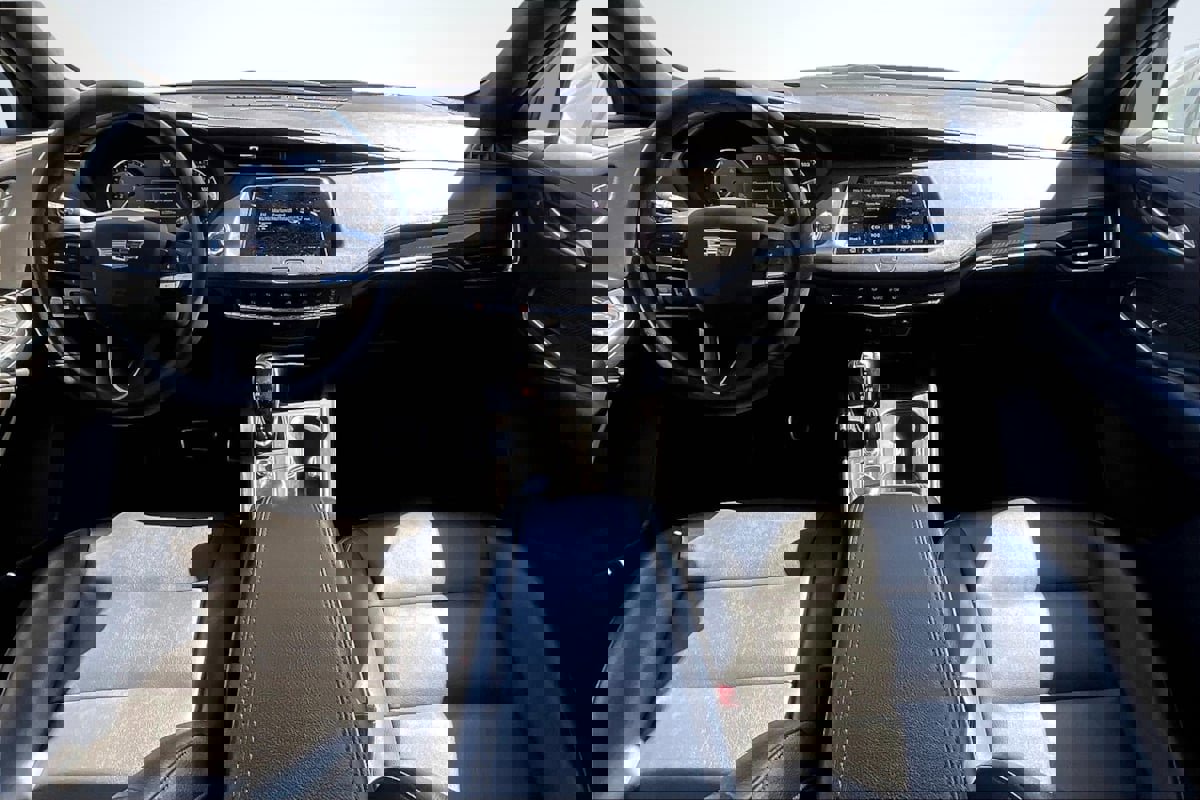 Used 2020 Cadillac XT4 Sport w/ Driver Awareness Package image 16