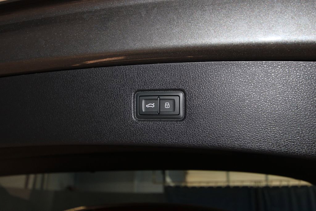 Used 2025 Audi Q7 3.0T Prestige w/ Prestige Package image 41