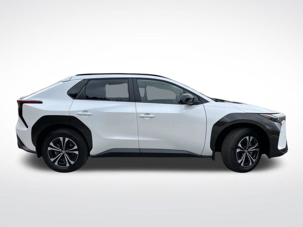 Used 2024 Toyota bZ4X XLE image 2