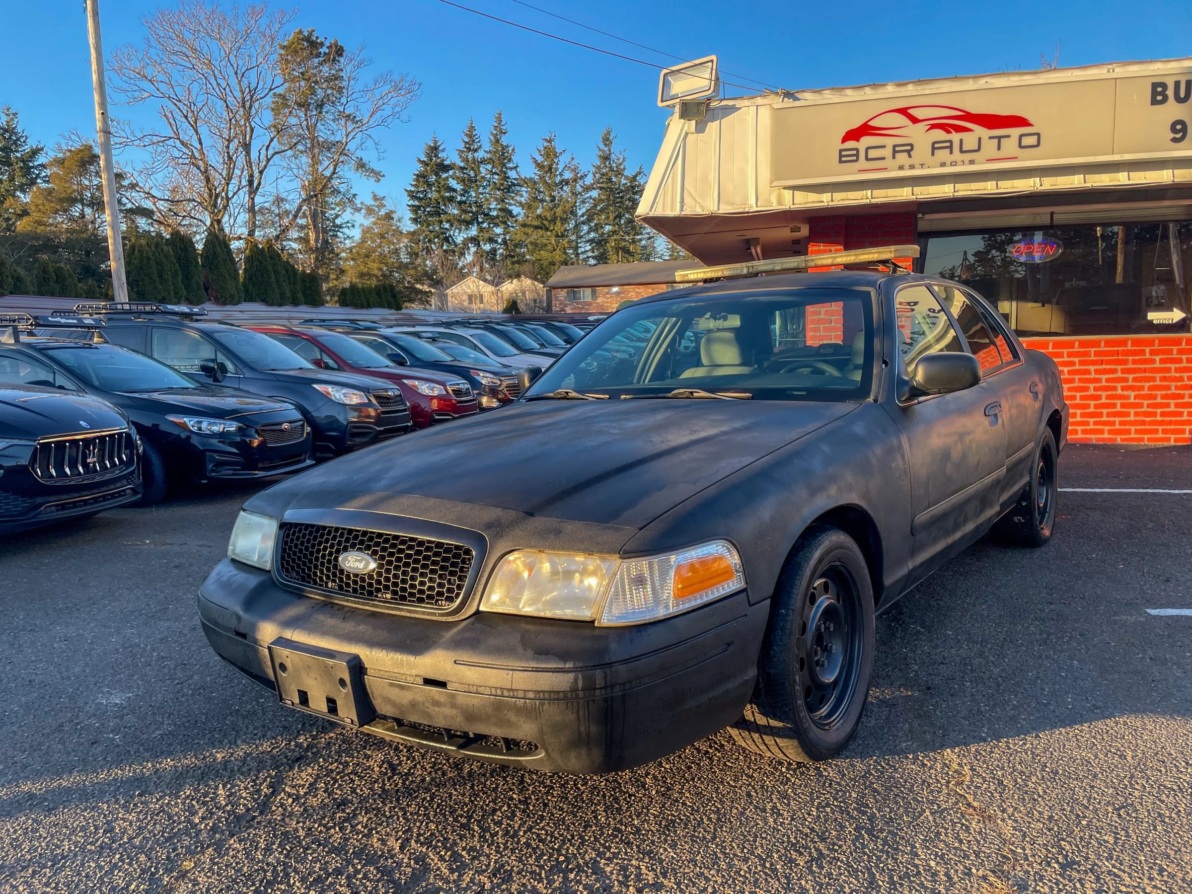 Used 2008 Ford Crown Victoria Police Interceptor RWD image 1