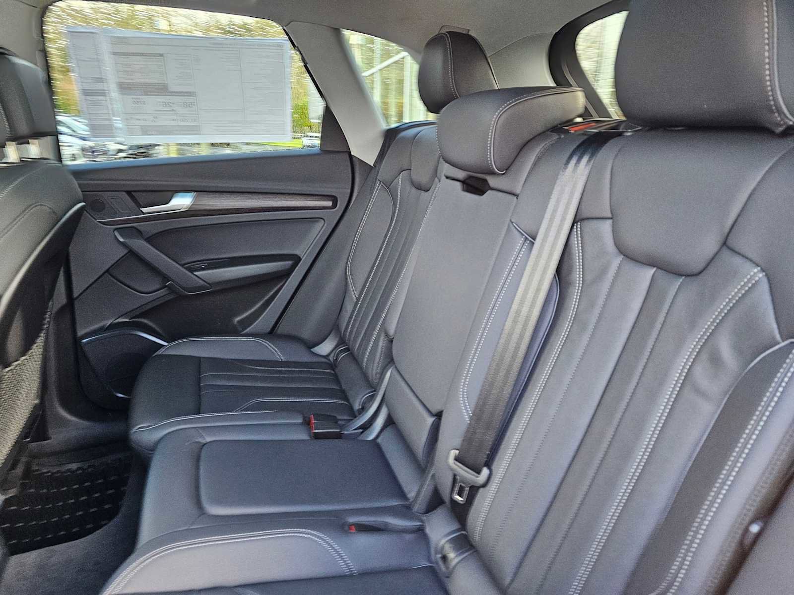 New 2025 Audi Q5 e Premium image 17