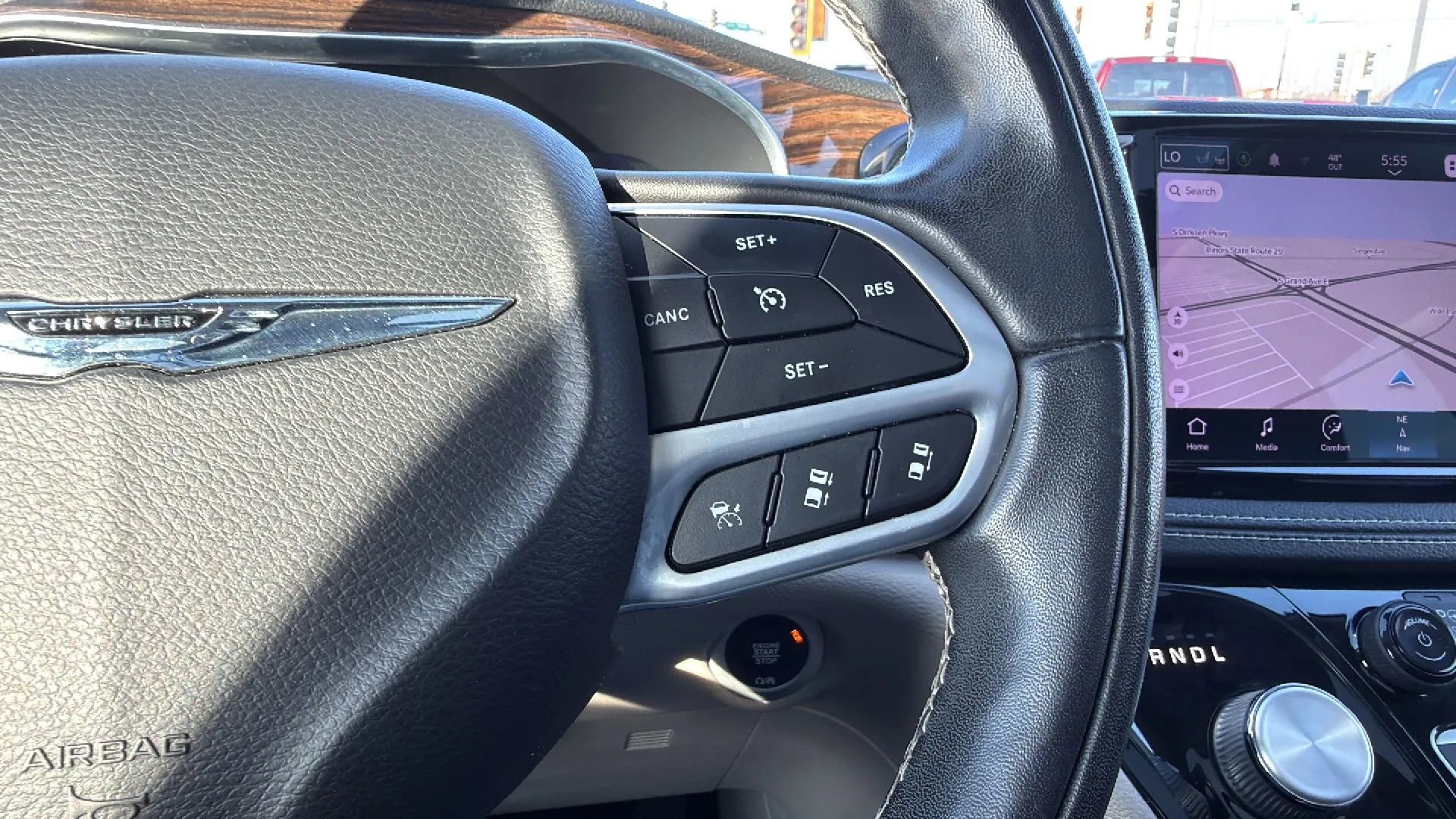 Used 2022 Chrysler Pacifica Limited image 93