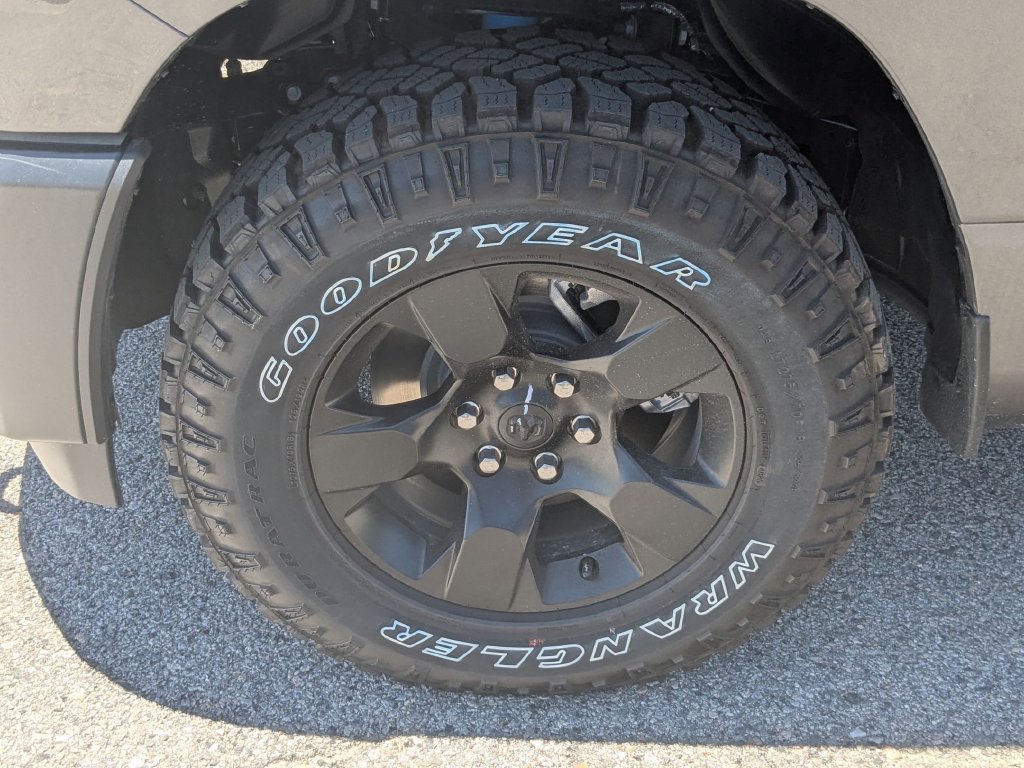 New 2026 RAM 1500 Warlock AWD/4WD image 9