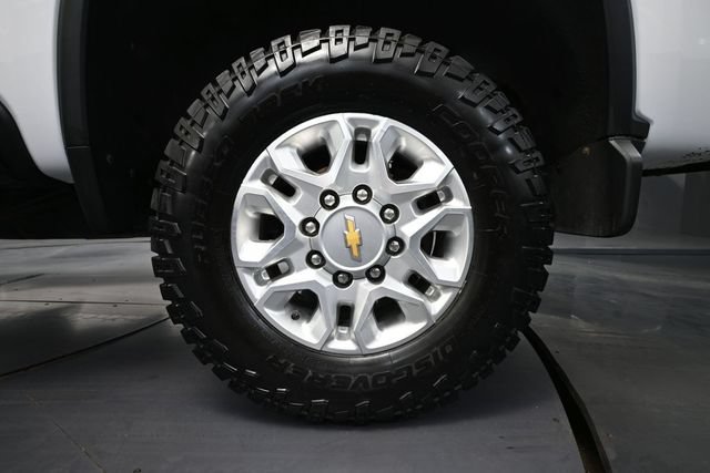 Used 2023 Chevrolet Silverado 3500 LT w/ Convenience Package AWD/4WD image 16
