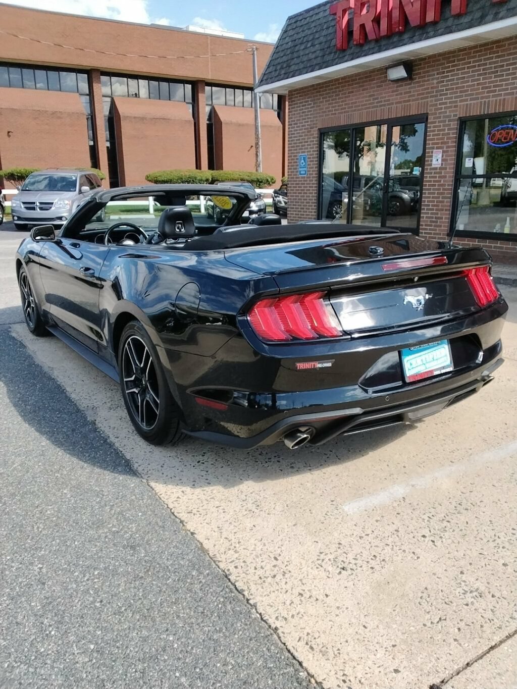 Used 2021 Ford Mustang Premium RWD image 2