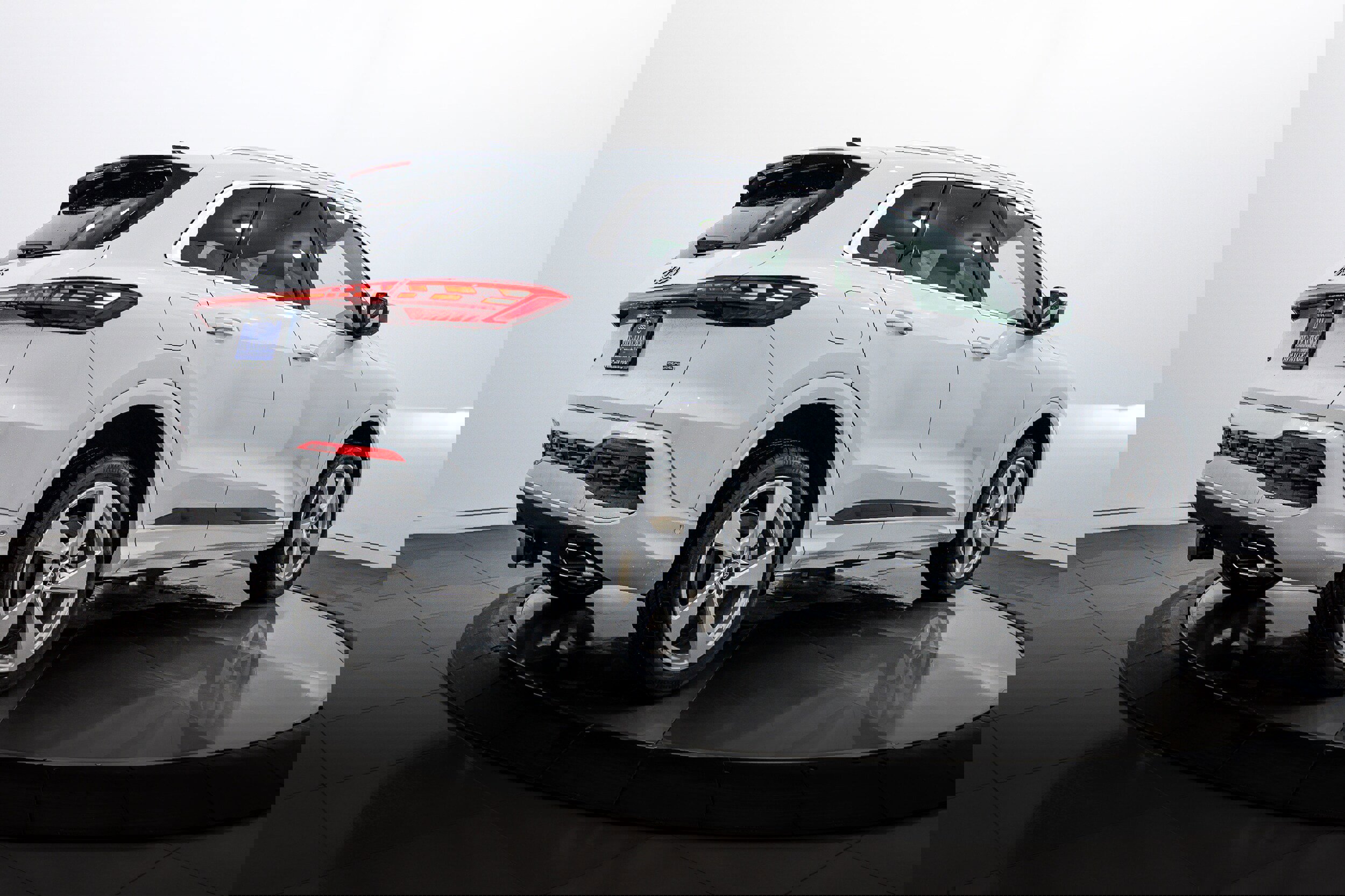 New 2025 Audi Q5 Premium Plus image 4