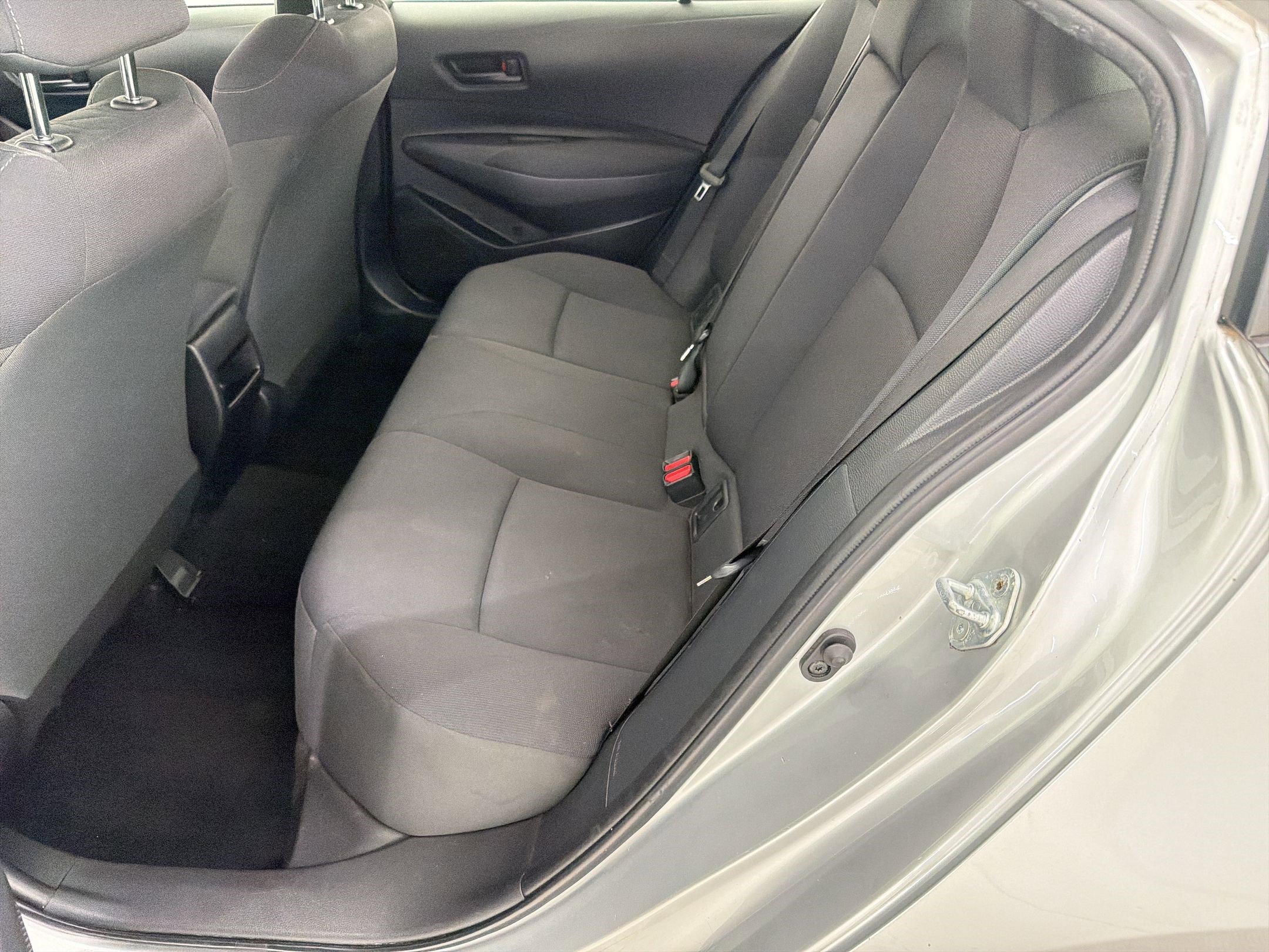 Used 2022 Toyota Corolla LE image 13