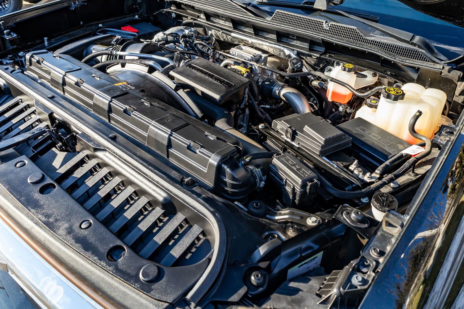 Used 2023 Chevrolet Silverado 3500 High Country w/ Z71 Off-Road Package image 35