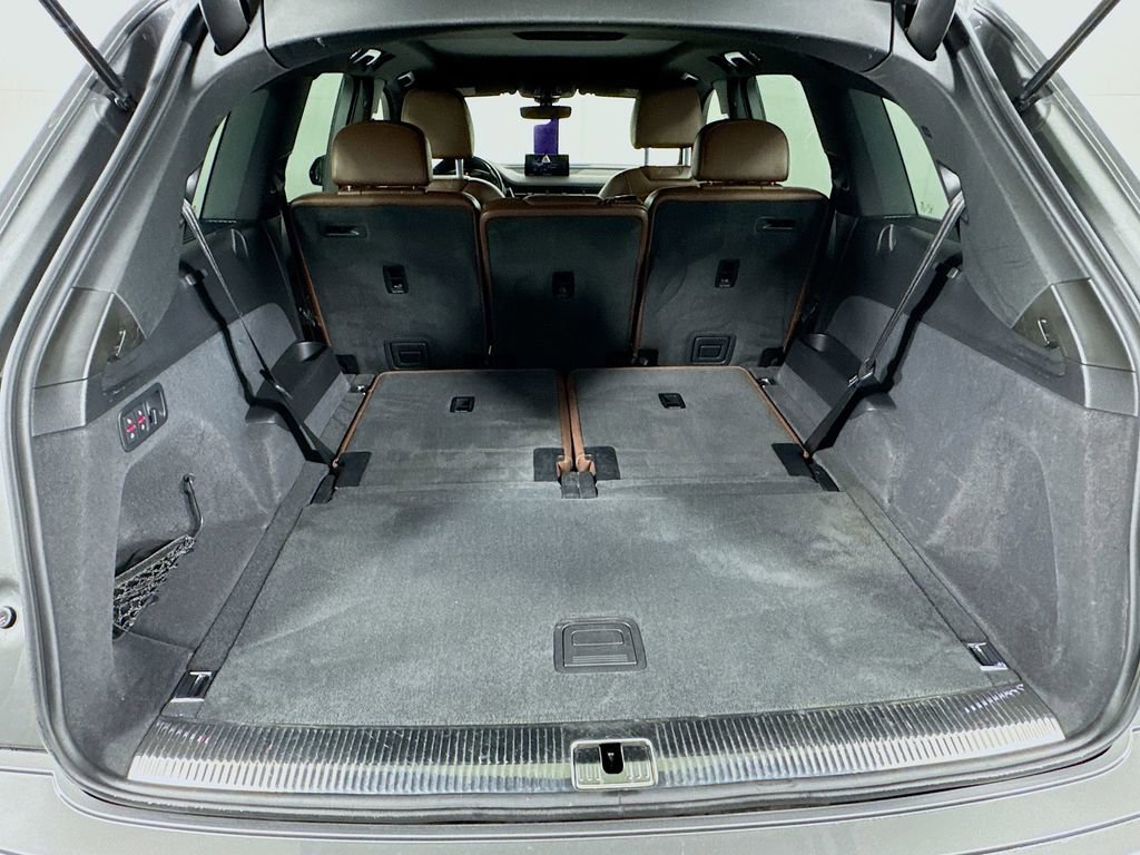 Used 2017 Audi Q7 3.0T Premium Plus w/ Premium Plus Package image 32