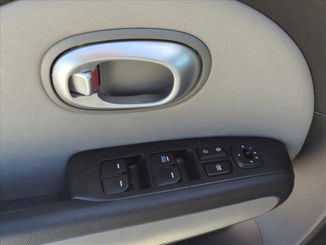 Used 2016 Kia Soul image 8