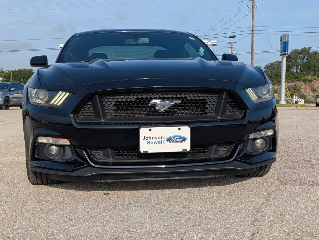 Used 2016 Ford Mustang GT RWD image 3