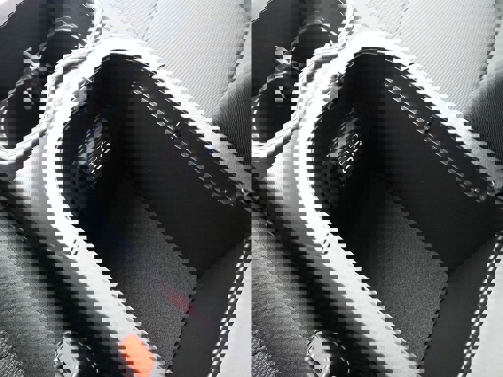 New 2025 Toyota RAV4 LE image 30