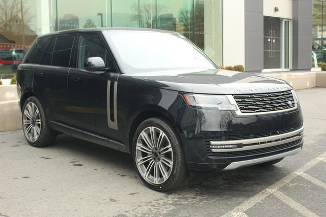 New 2026 Land Rover Range Rover SE image 10