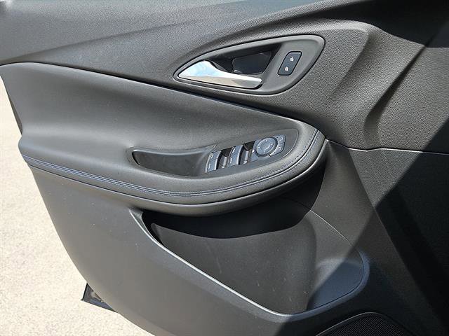 Used 2025 Buick Encore GX Sport Touring w/ Experience Buick Package image 14