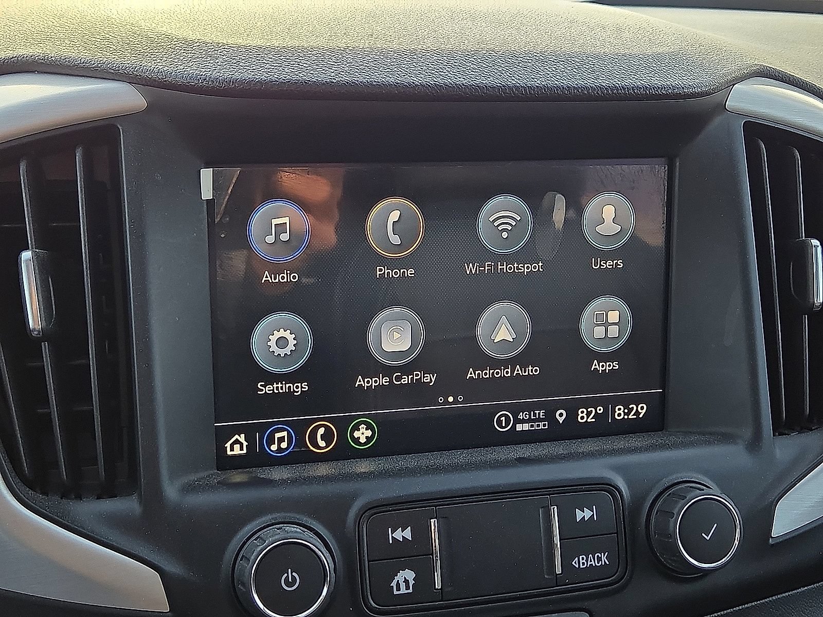 Used 2022 GMC Terrain SLT FWD image 27