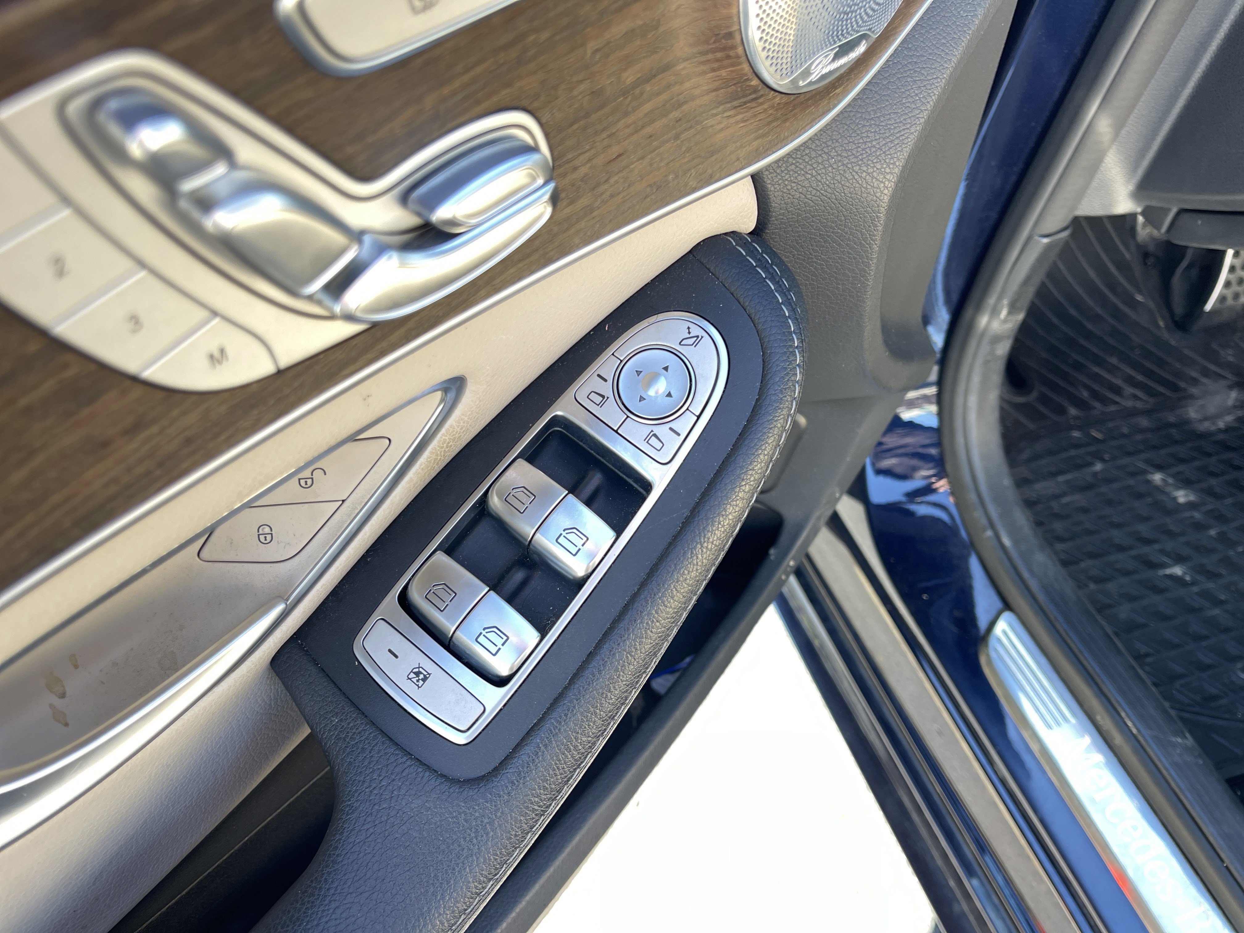 Certified 2020 Mercedes-Benz C 300 4MATIC Sedan image 15