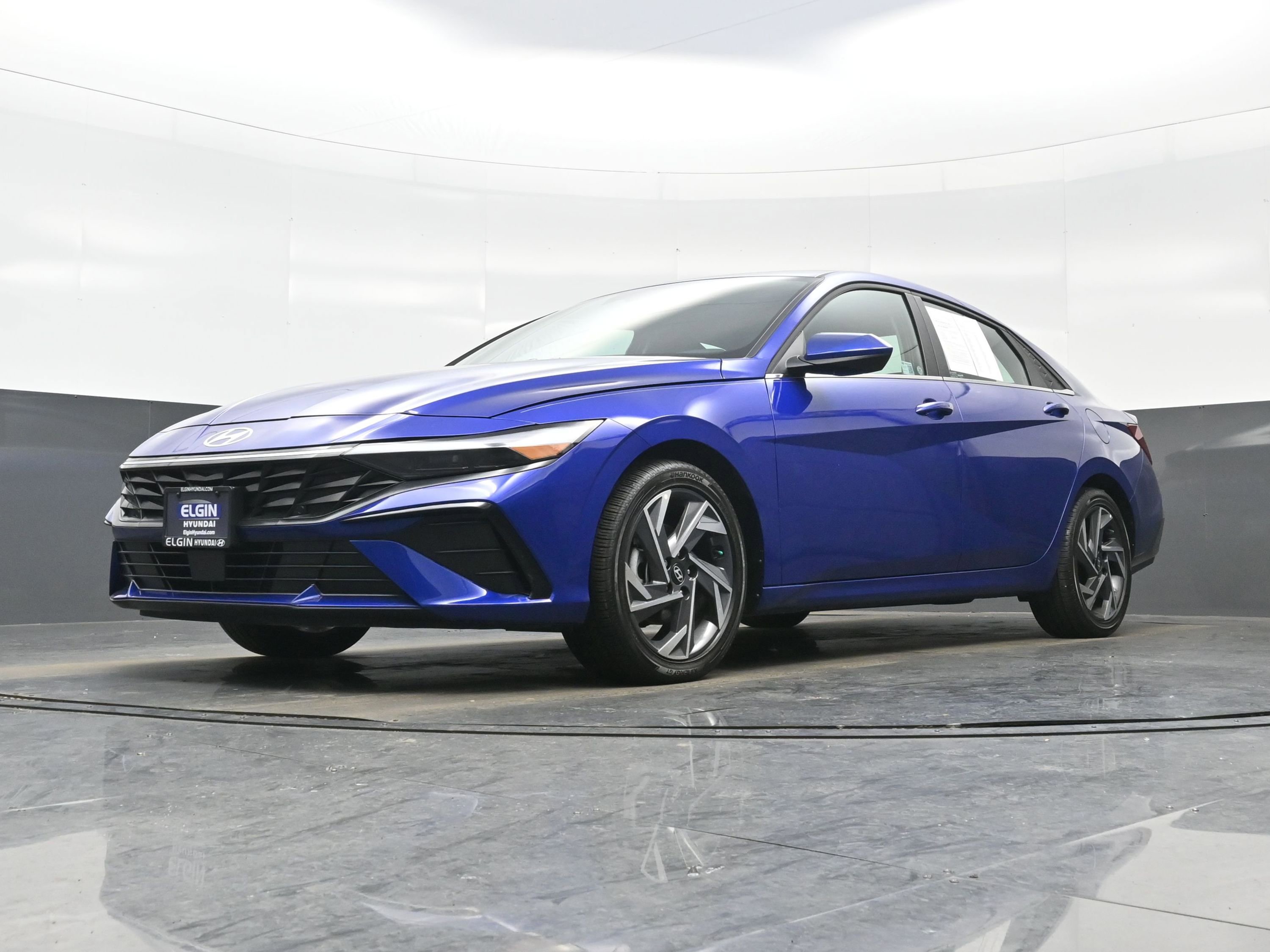 Certified 2025 Hyundai Elantra SEL image 24