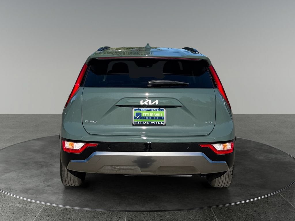 Used 2025 Kia Niro FWD image 8