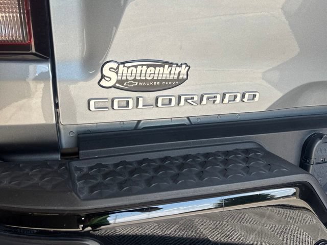 Used 2024 Chevrolet Colorado ZR2 w/ ZR2 Convenience Package III AWD/4WD image 27