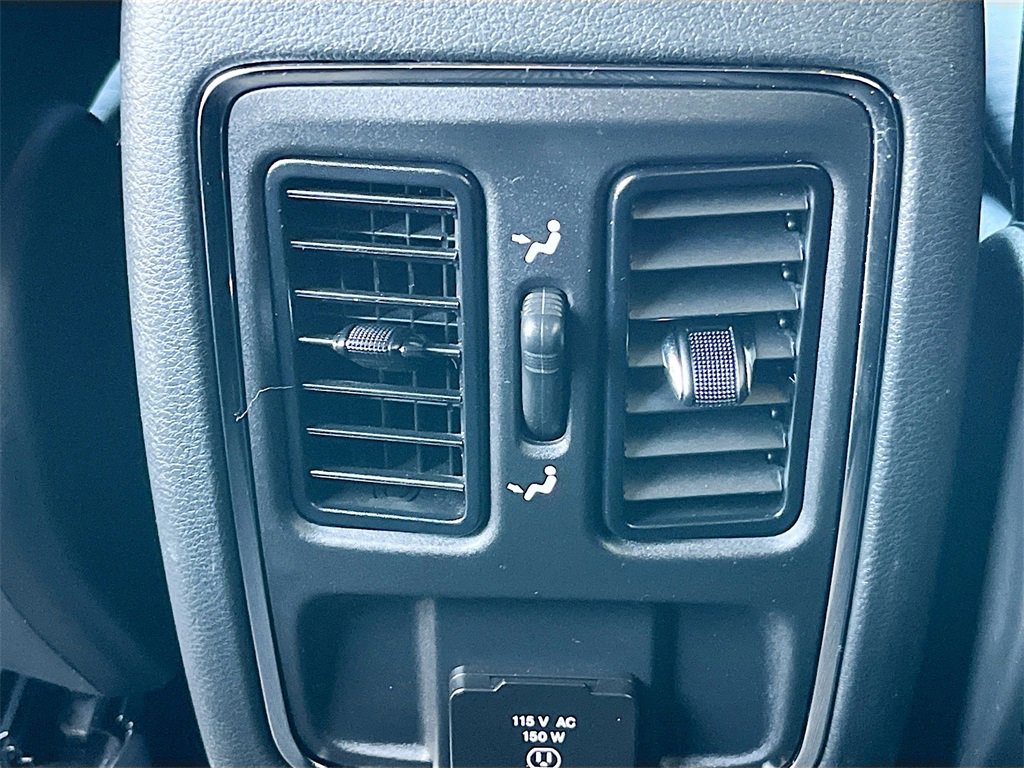 Used 2020 Jeep Grand Cherokee Altitude image 25