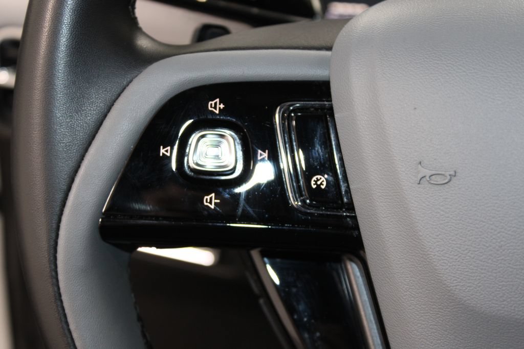 Used 2022 Lincoln Corsair FWD image 36