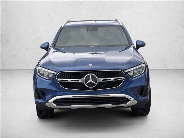 Used 2023 Mercedes-Benz GLC 300 image 2