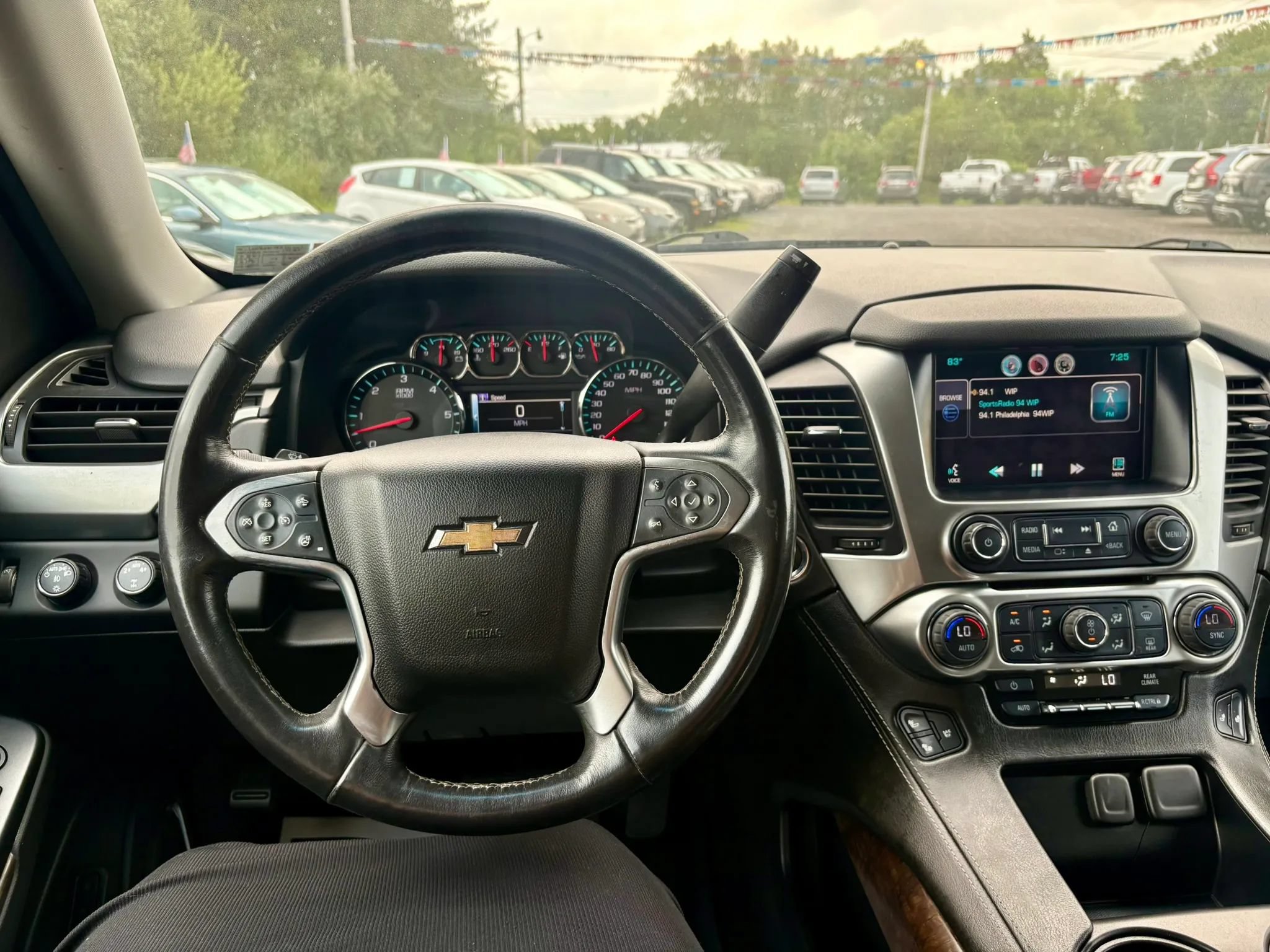Used 2015 Chevrolet Tahoe LT w/ Luxury Package AWD/4WD image 36
