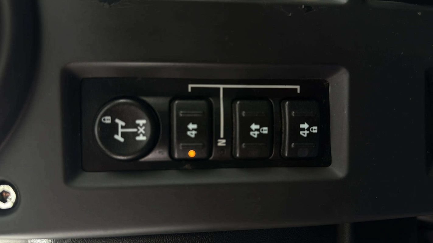 Used 2007 HUMMER H2 SUT AWD/4WD image 12