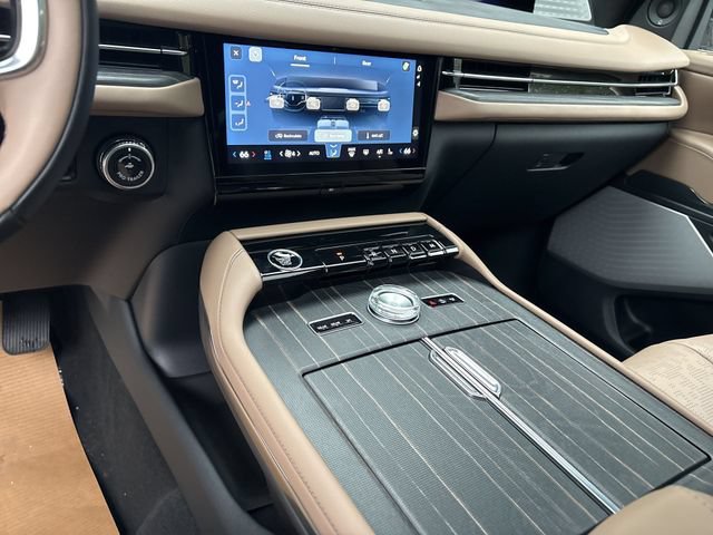 New 2027 Lincoln Navigator L Black Label AWD/4WD image 20