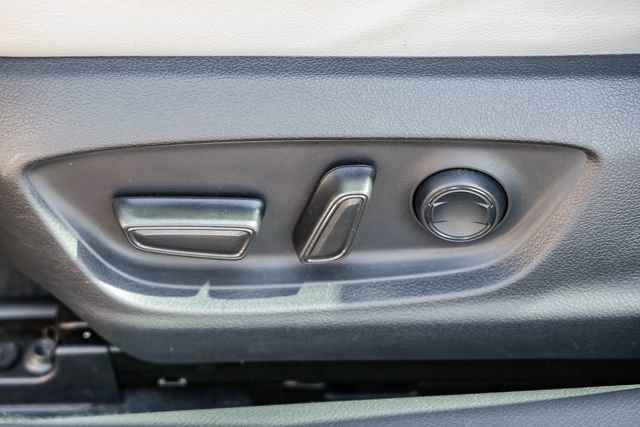 Used 2022 Toyota Camry XSE w/ Navigation Upgrade Package image 26