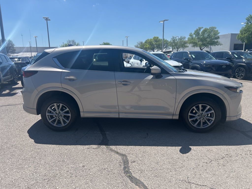Used 2025 MAZDA CX-5 AWD 2.5 S w/ Preferred Package image 4