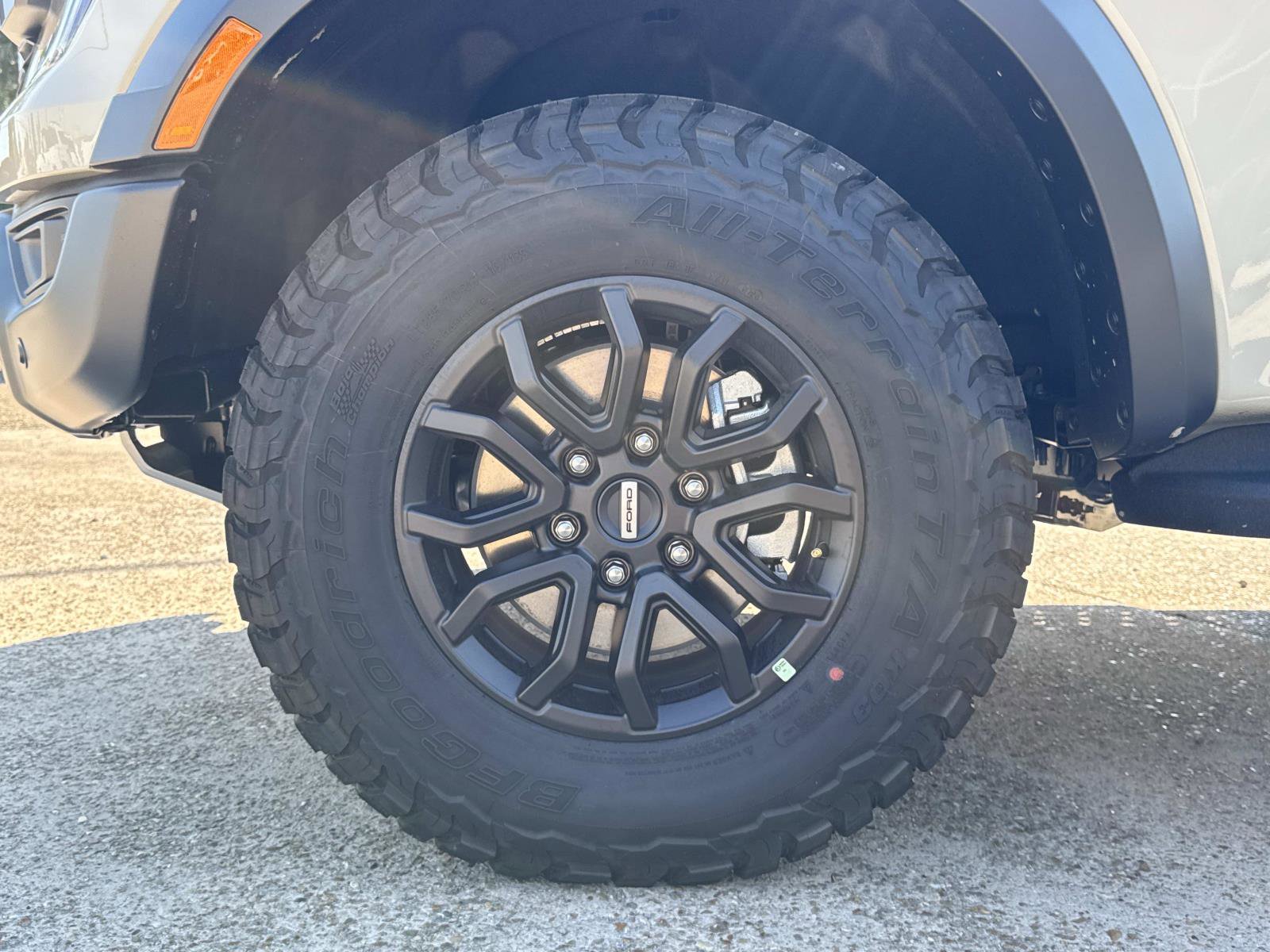 New 2025 Ford Ranger Raptor image 3