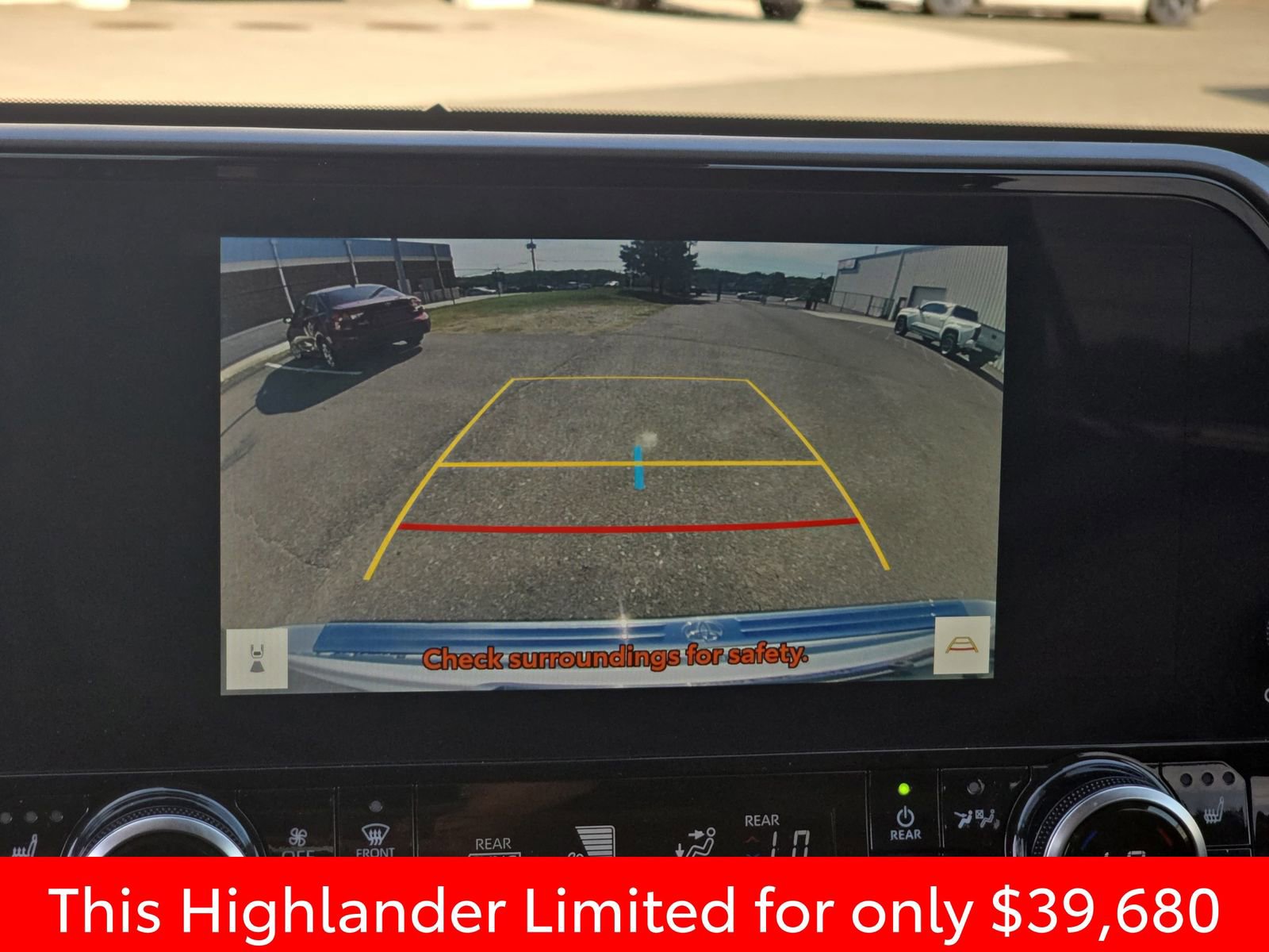 Used 2023 Toyota Highlander Limited image 31