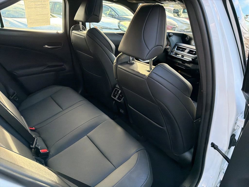 Used 2021 Lexus UX 250h F Sport w/ F Sport Premium Package image 12