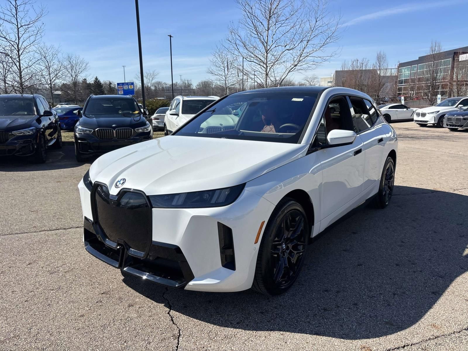 New 2026 BMW iX xDrive60 w/ M Sport Package image 3