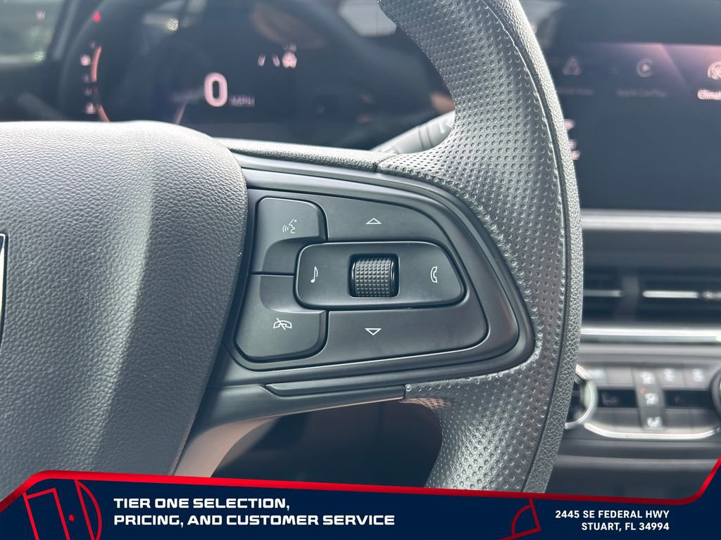 Used 2025 Buick Envista Preferred w/ Convenience II Package FWD image 19